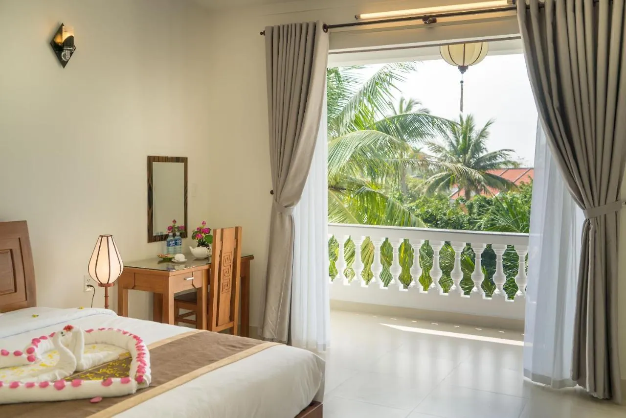 Hoi An Luna Villa  הוי אן